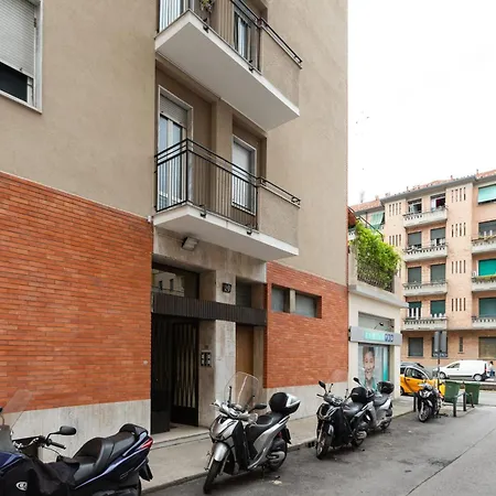 Piazzale Brescia- Cosy With Balcony Mailand